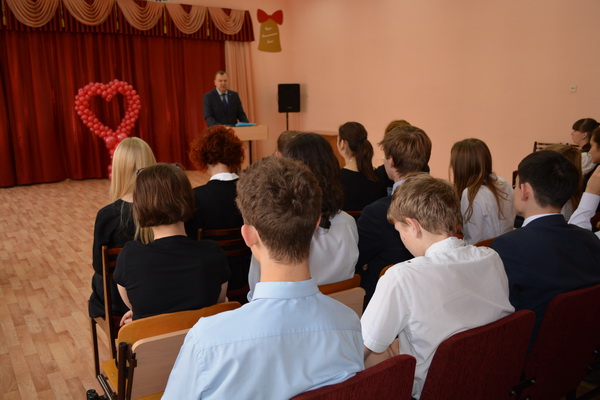 В Оренбурге проходят встречи делегатов Всероссийского съезда судей со школьниками